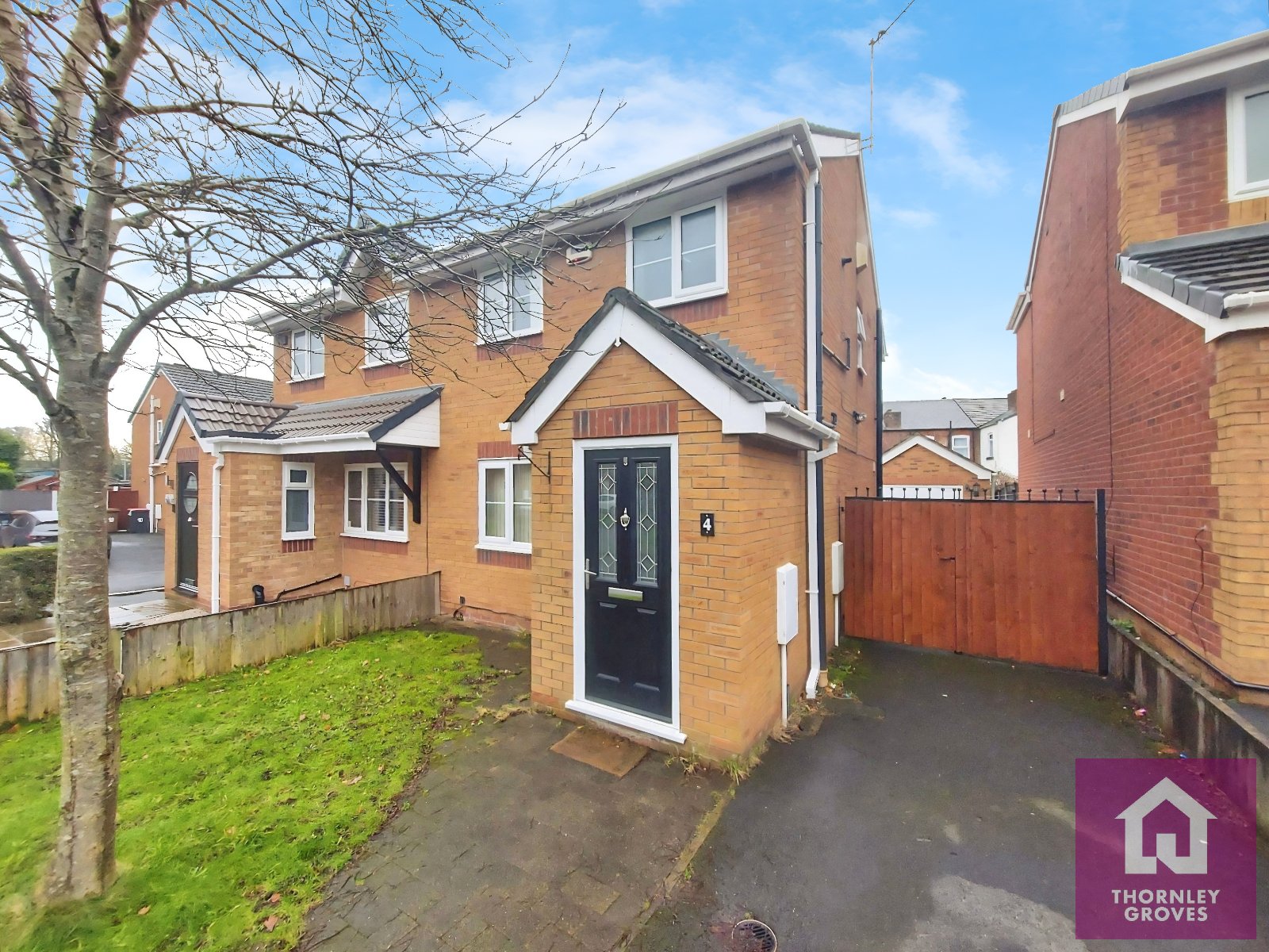 Minstrel Close, Swinton, M27