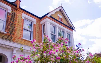 Navigating the Manchester Property Market: The Art of Pricing Properties Right - Thornley Groves